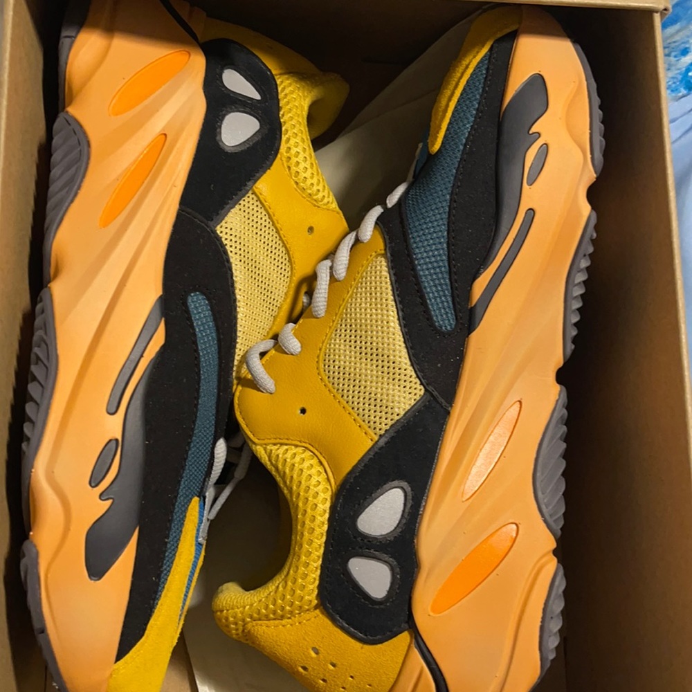 Yeezy Boost 700